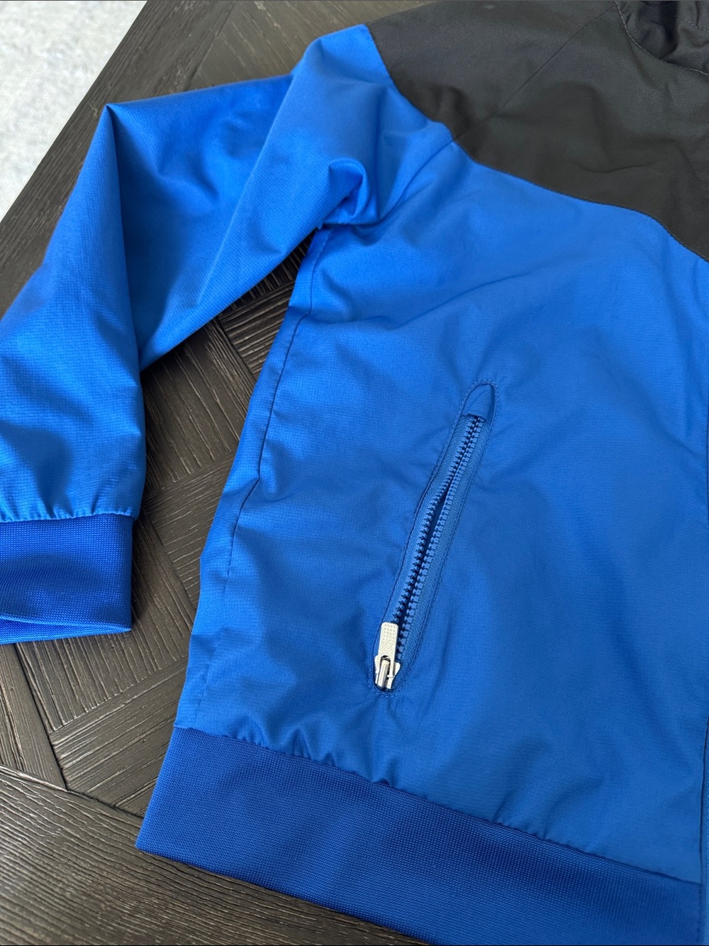 Nike Boys Windbreaker Jacket Size 7 | Blue Black Hooded Zip Up Athletic Coat - Picture 3 of 7